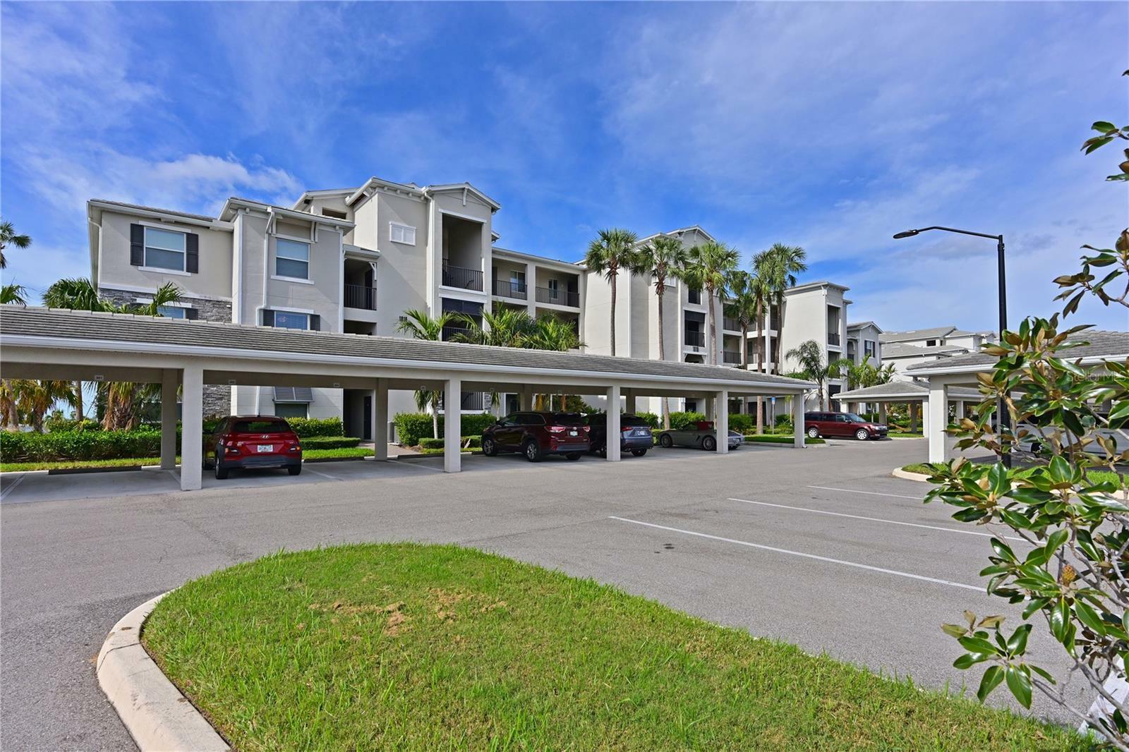 Property Photo: 1010 Tidewater Shores Loop 201 FL 34208
