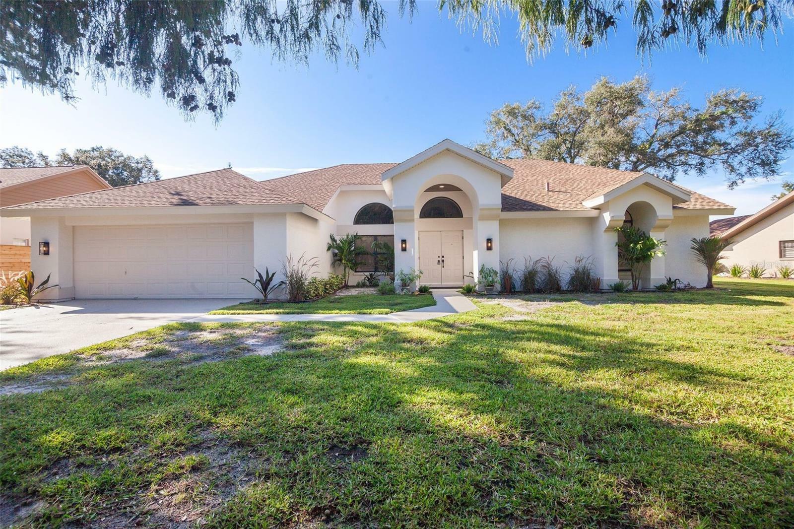 5328 Dominica Circle  Sarasota FL 34233 photo