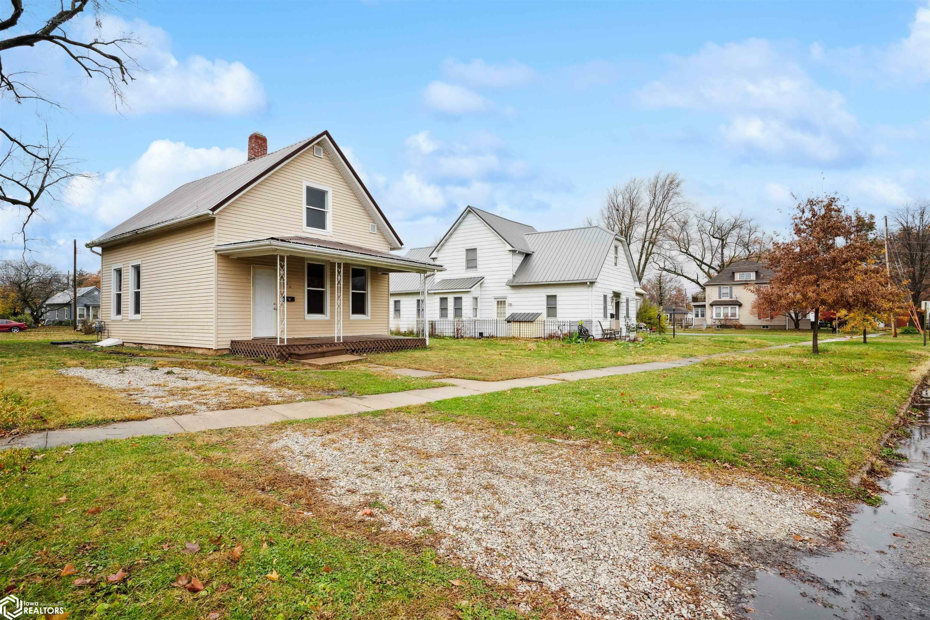 Property Photo:  705 S Starr Avenue  IA 52601 