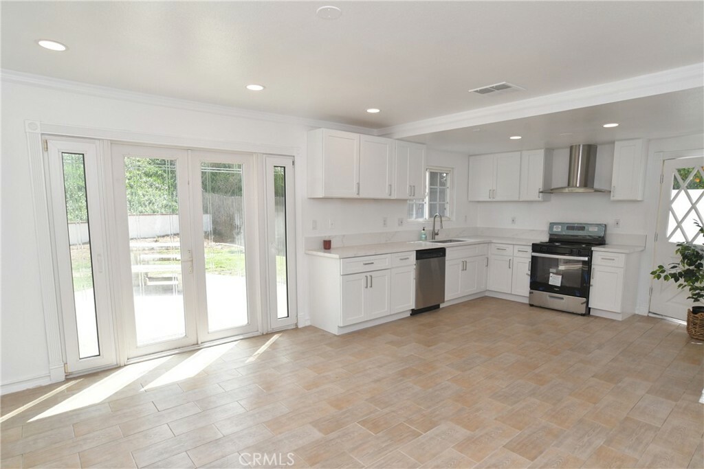 Property Photo:  2060 Tierra Loma Drive  CA 91765 