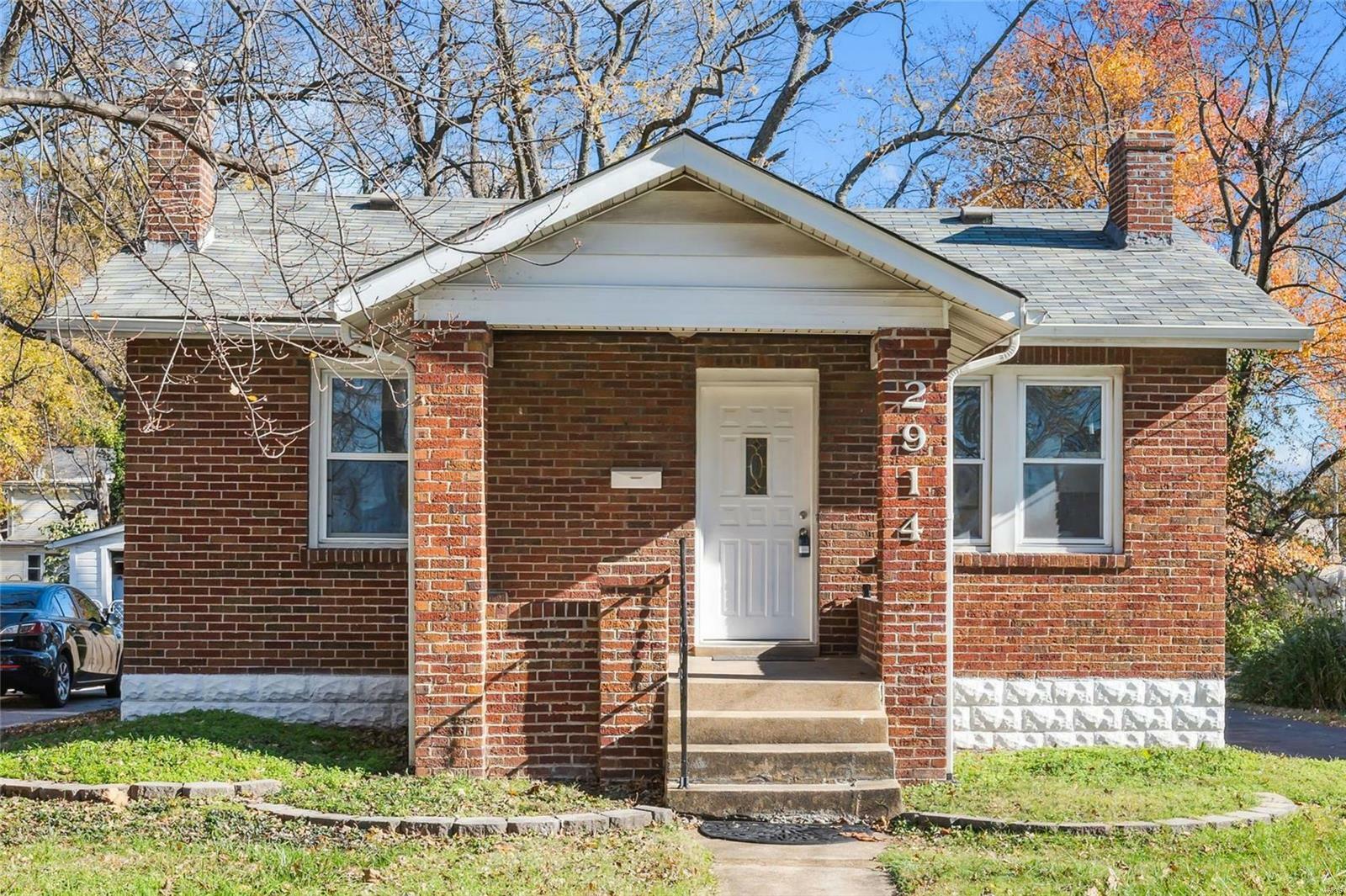 Property Photo:  2914 Hilleman Avenue  MO 63114 