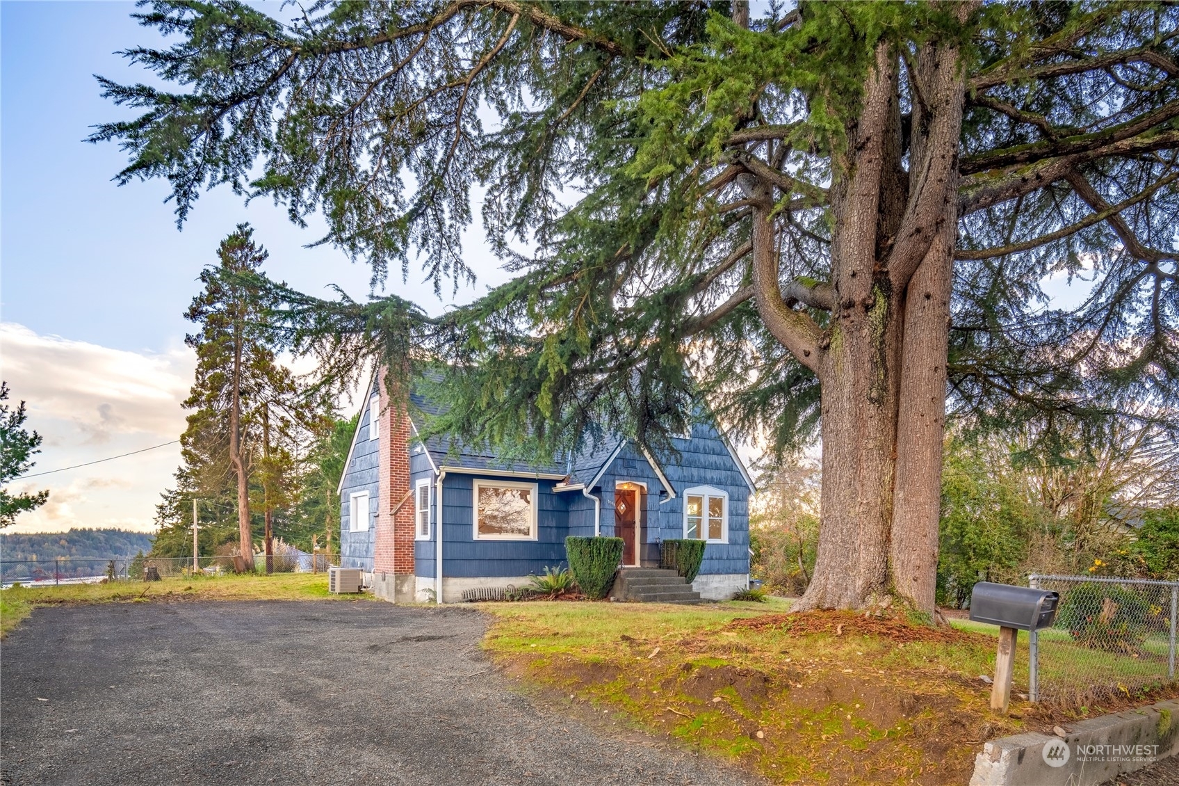 Property Photo:  3609 W E Street  WA 98312 