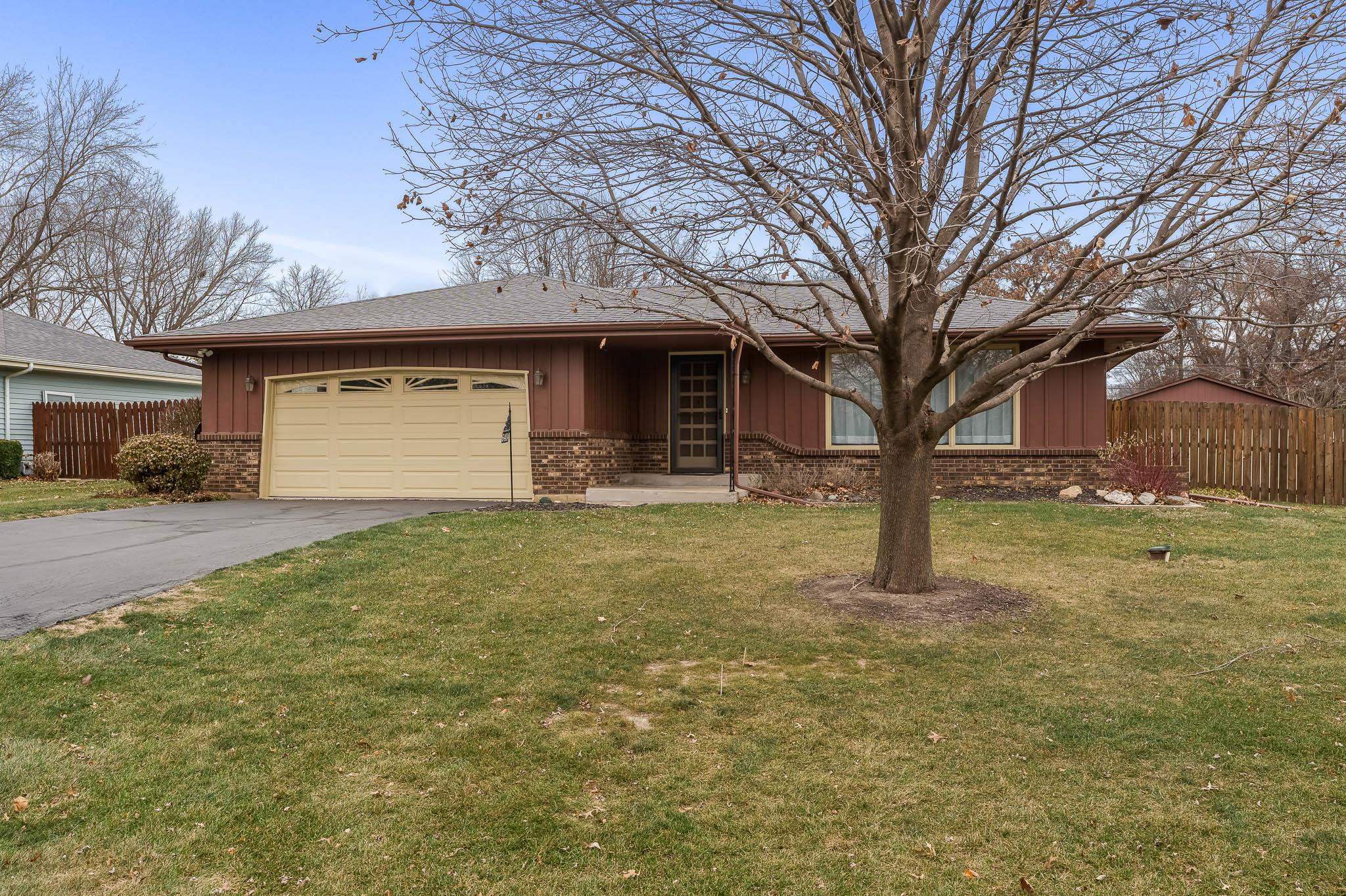 Property Photo:  6404 Graydon Road  IL 61109 