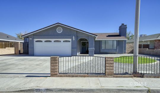 232 N Broadway St  Ridgecrest CA 93555 photo
