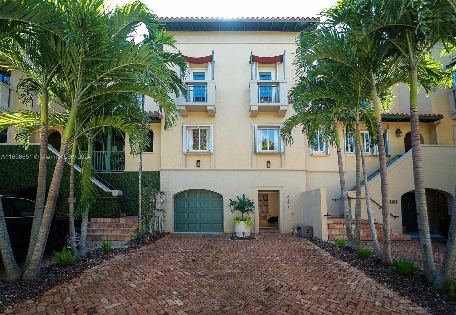 Property Photo:  6151 Paradise Point Dr 6151  FL 33157 