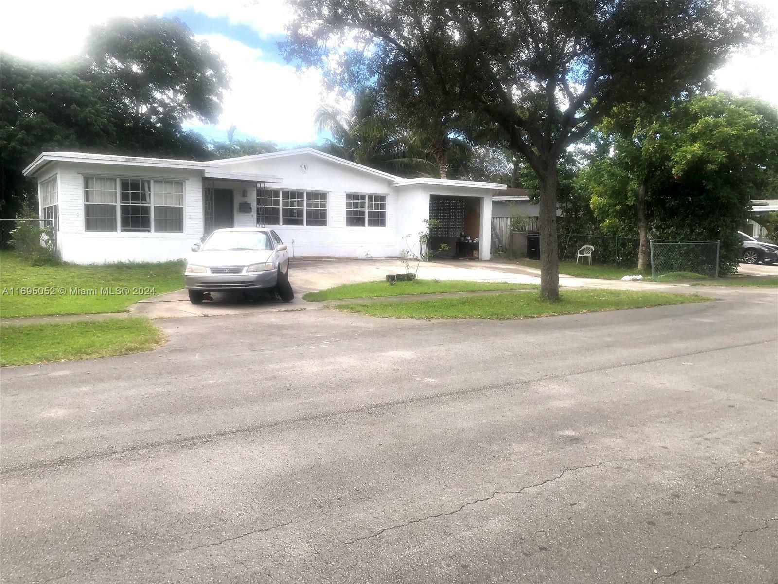 110 NE 133rd St  North Miami FL 33161 photo