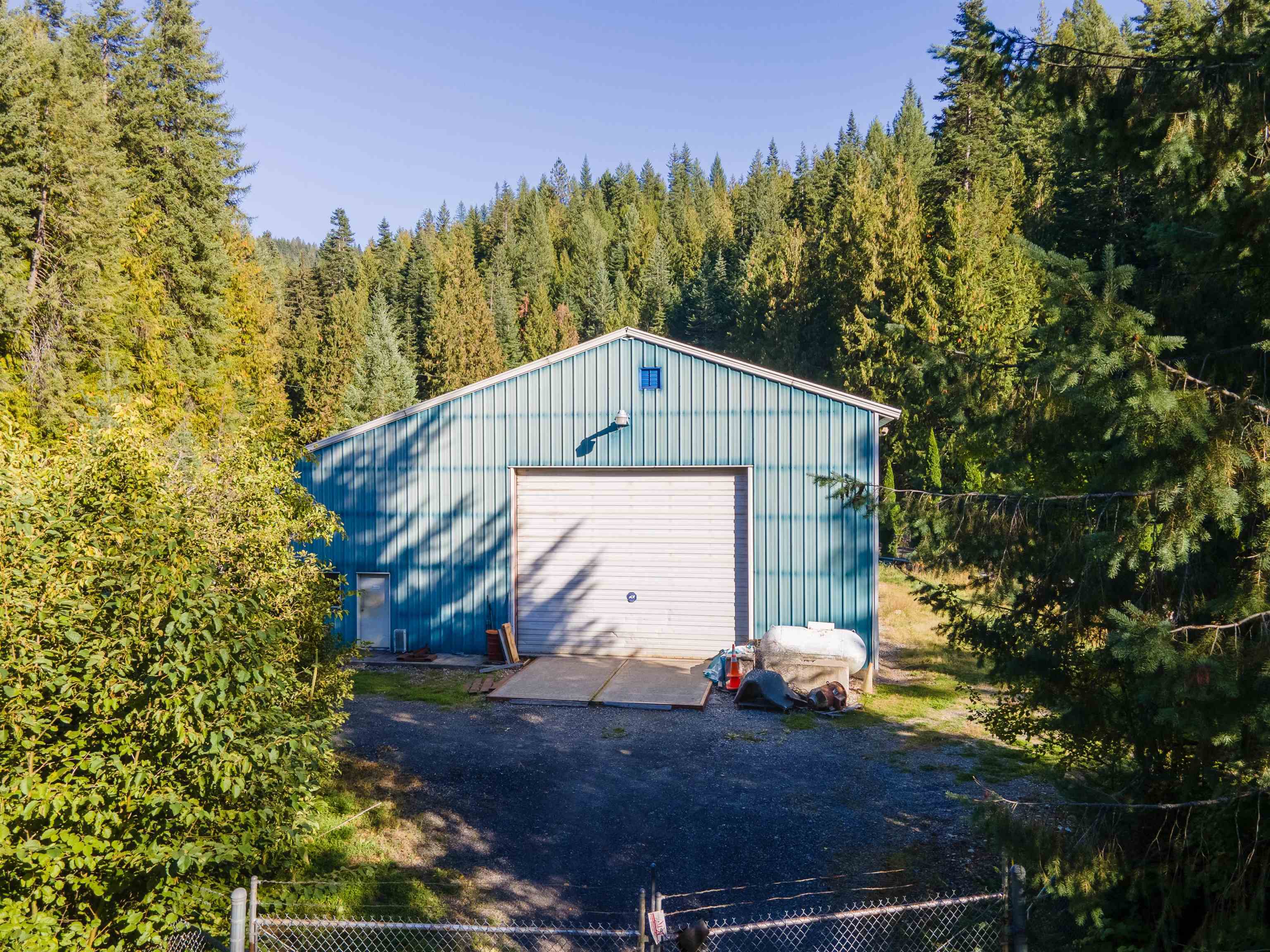 Property Photo:  23488 N Stardust Ln  WA 99021 