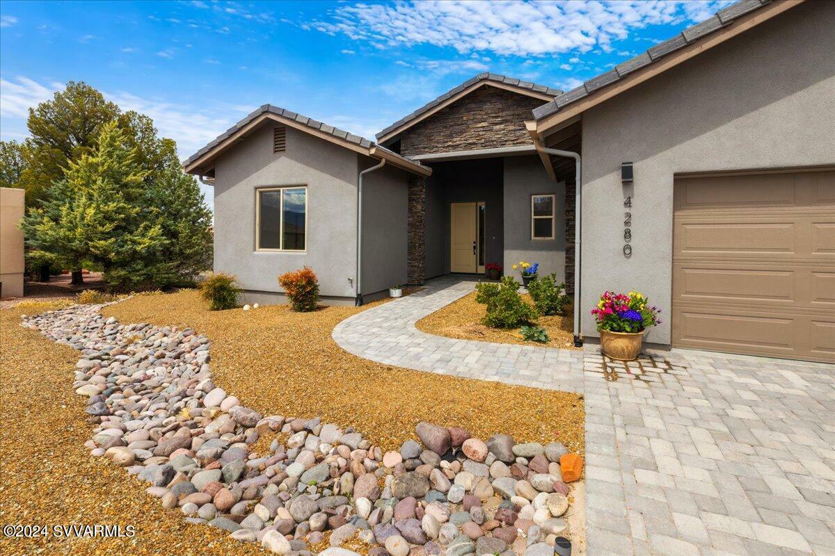 Property Photo:  4280 Hogan Drive  AZ 86325 