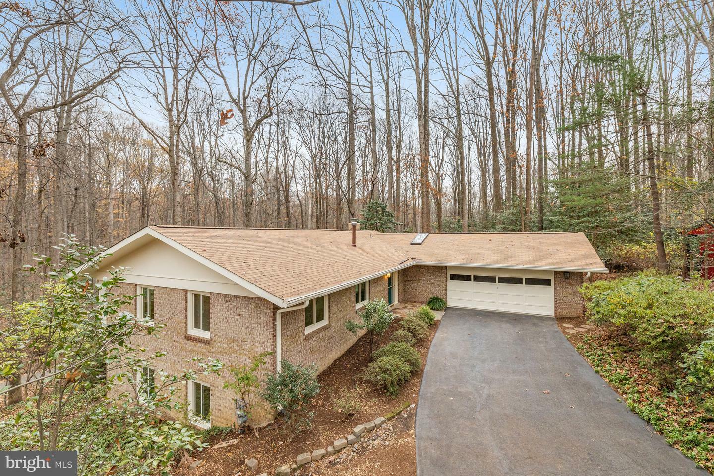 Property Photo:  2500 Pegasus Lane  VA 20191 