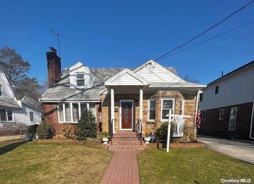Property Photo:  93 Hawthorne Avenue  NY 11001 