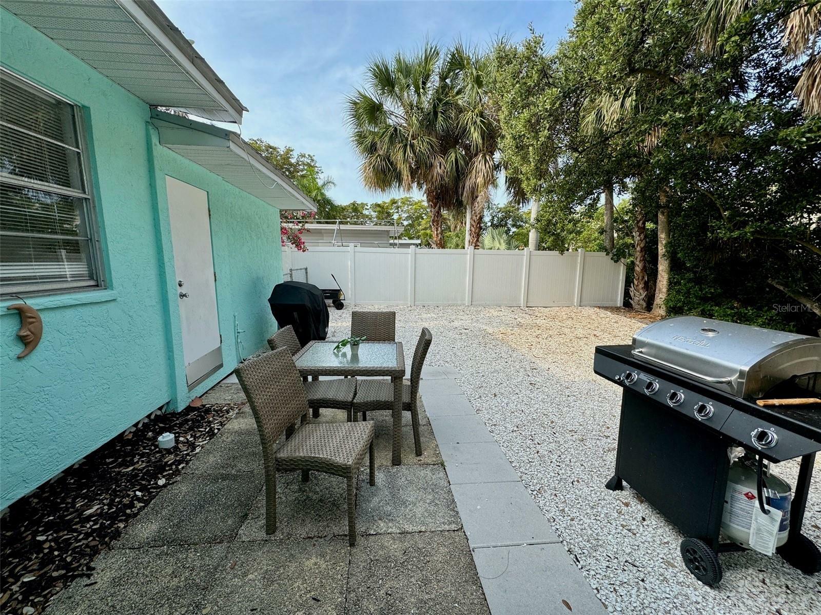 Property Photo:  5026 Calle Minorga  FL 34242 