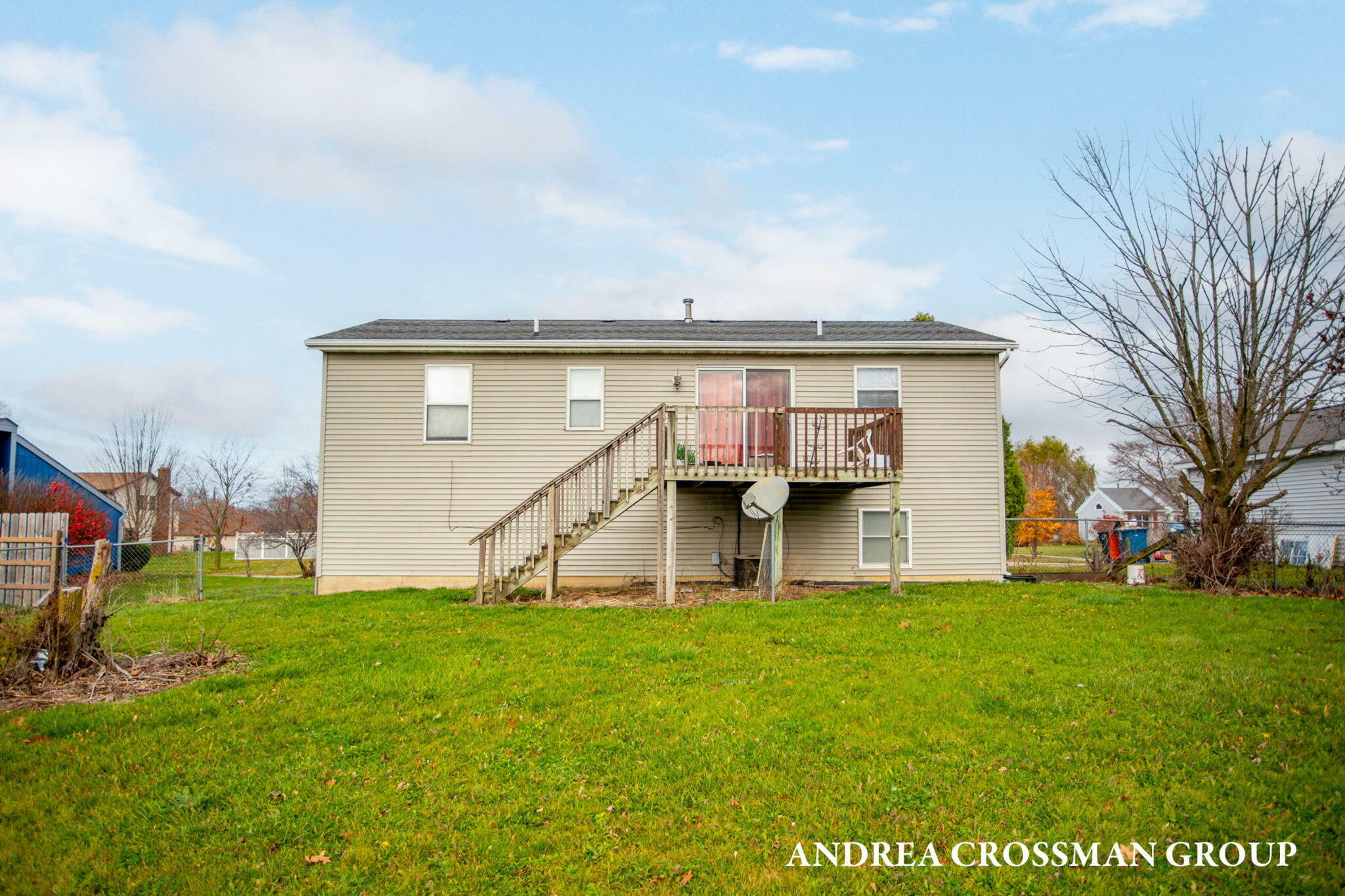 Property Photo:  1060 E 12th Street  MI 49423 