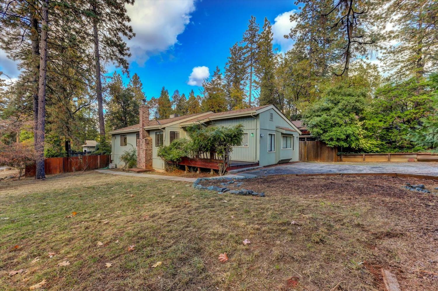 11882 Upper Circle Drive  Grass Valley CA 95949 photo