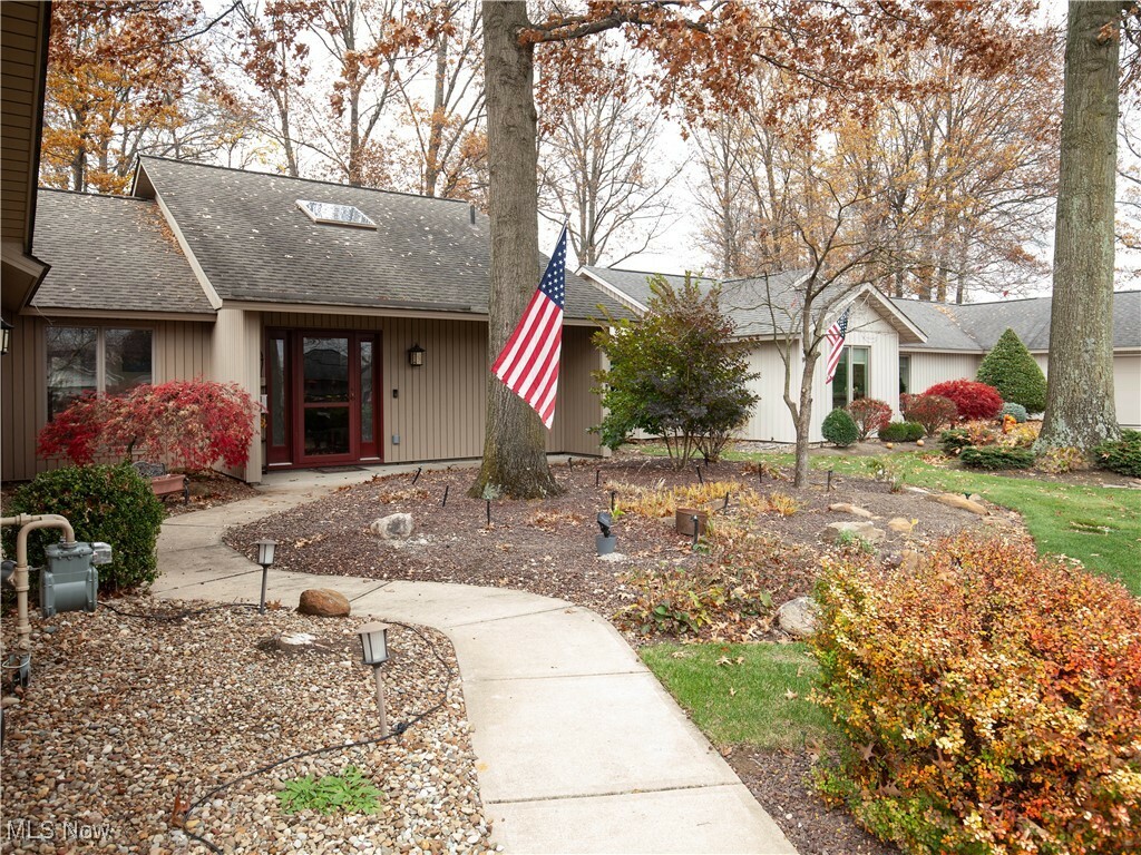 Property Photo:  8871 Riverwood Drive  OH 44039 