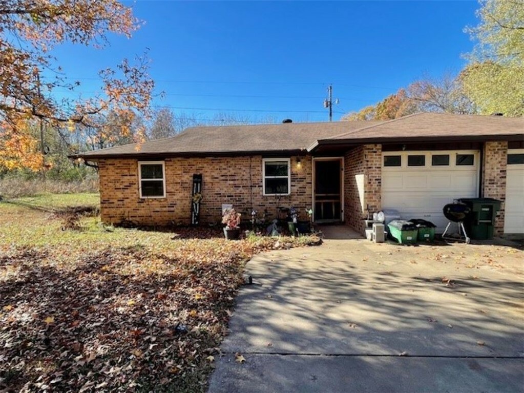 Property Photo:  659 & 661 Genevieve Avenue  AR 72704 