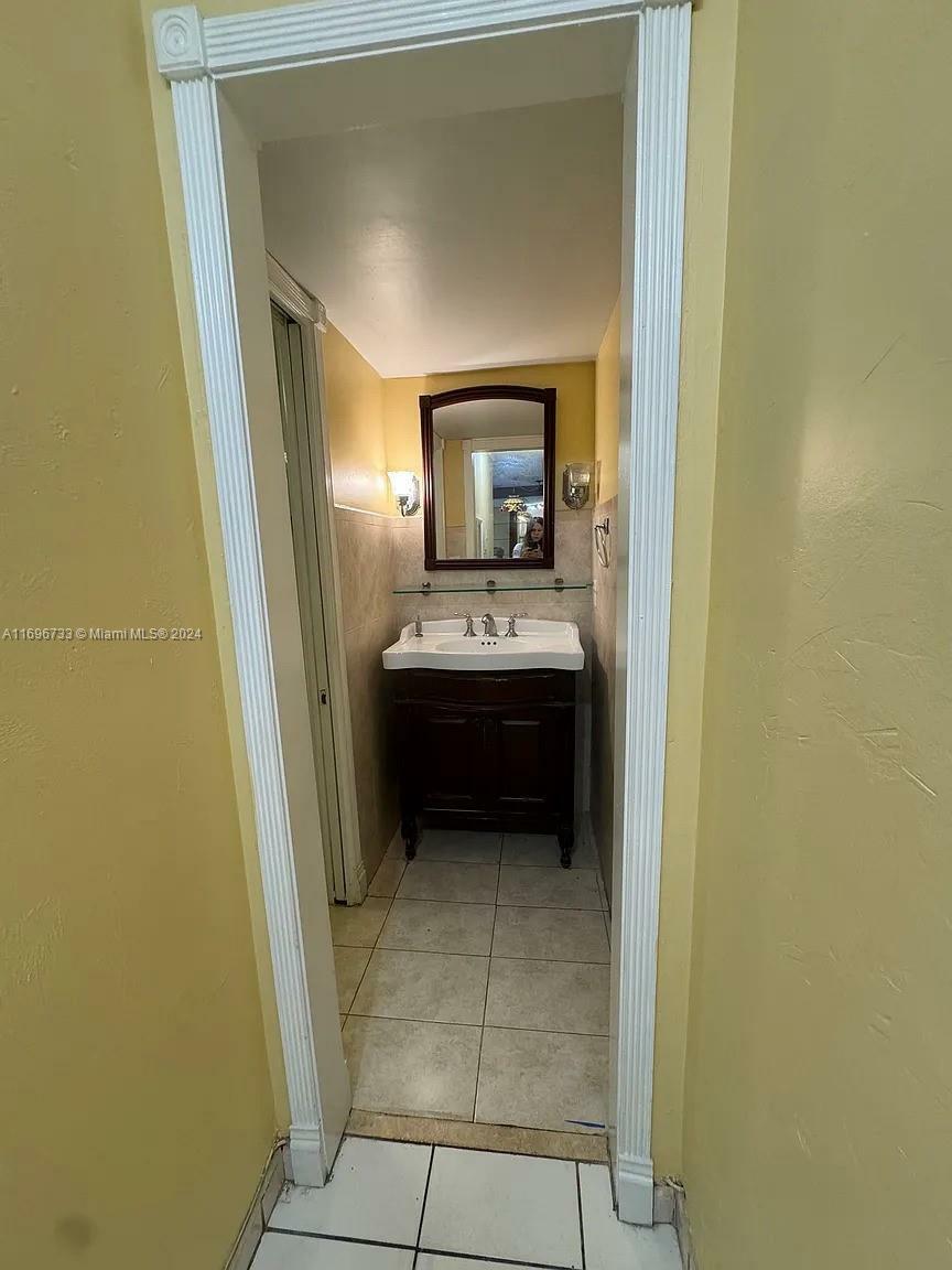 Property Photo:  1357 Collins Ave A2  FL 33139 