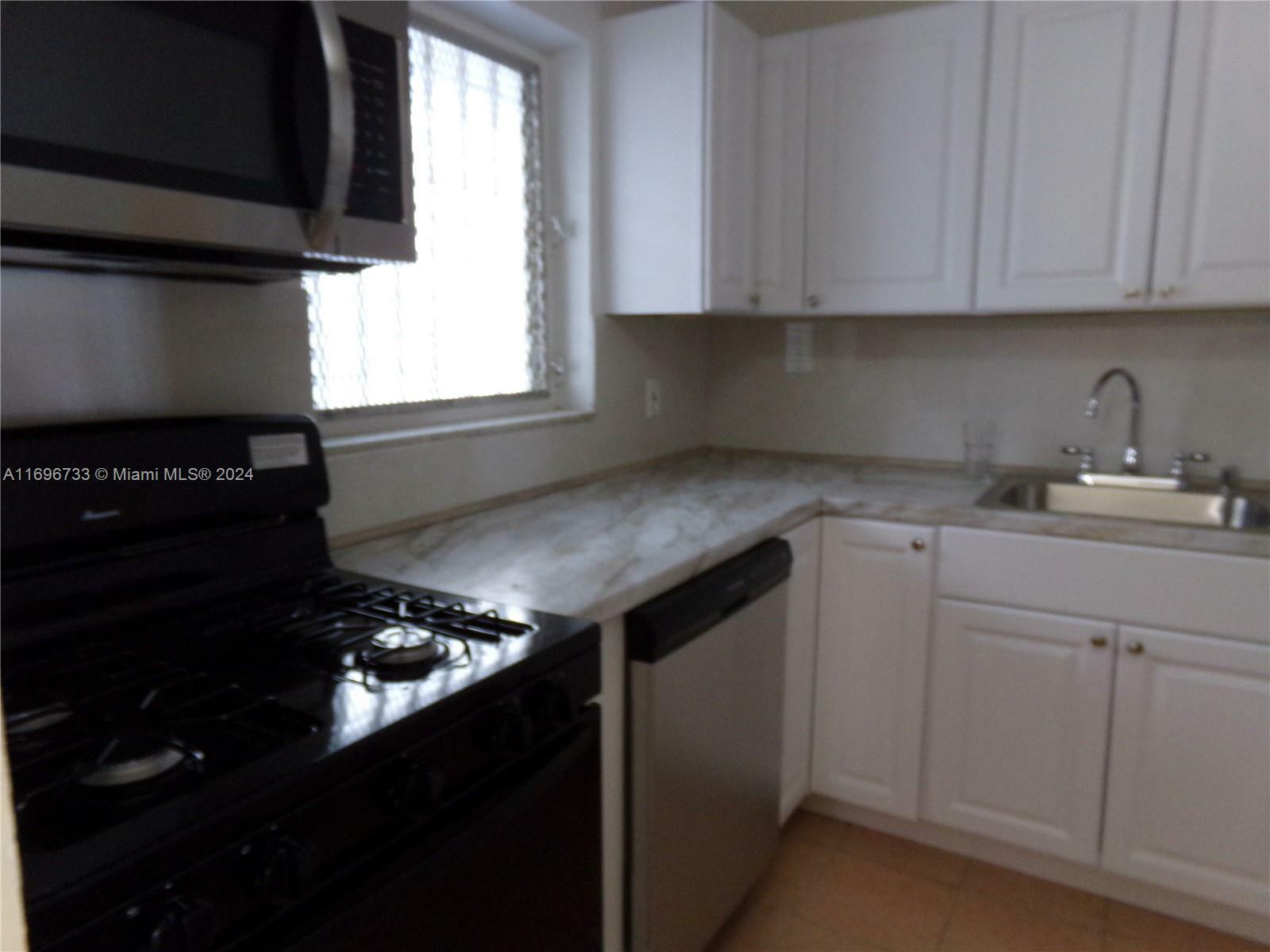 Property Photo:  1357 Collins Ave A2  FL 33139 