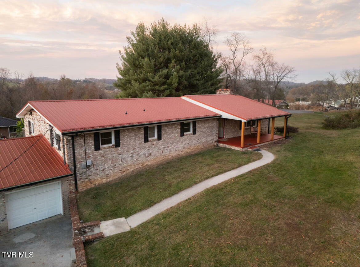 Property Photo:  435 Shawnee Drive  TN 37618 