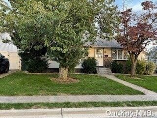 Property Photo: 252 N 6th Street NY 11714