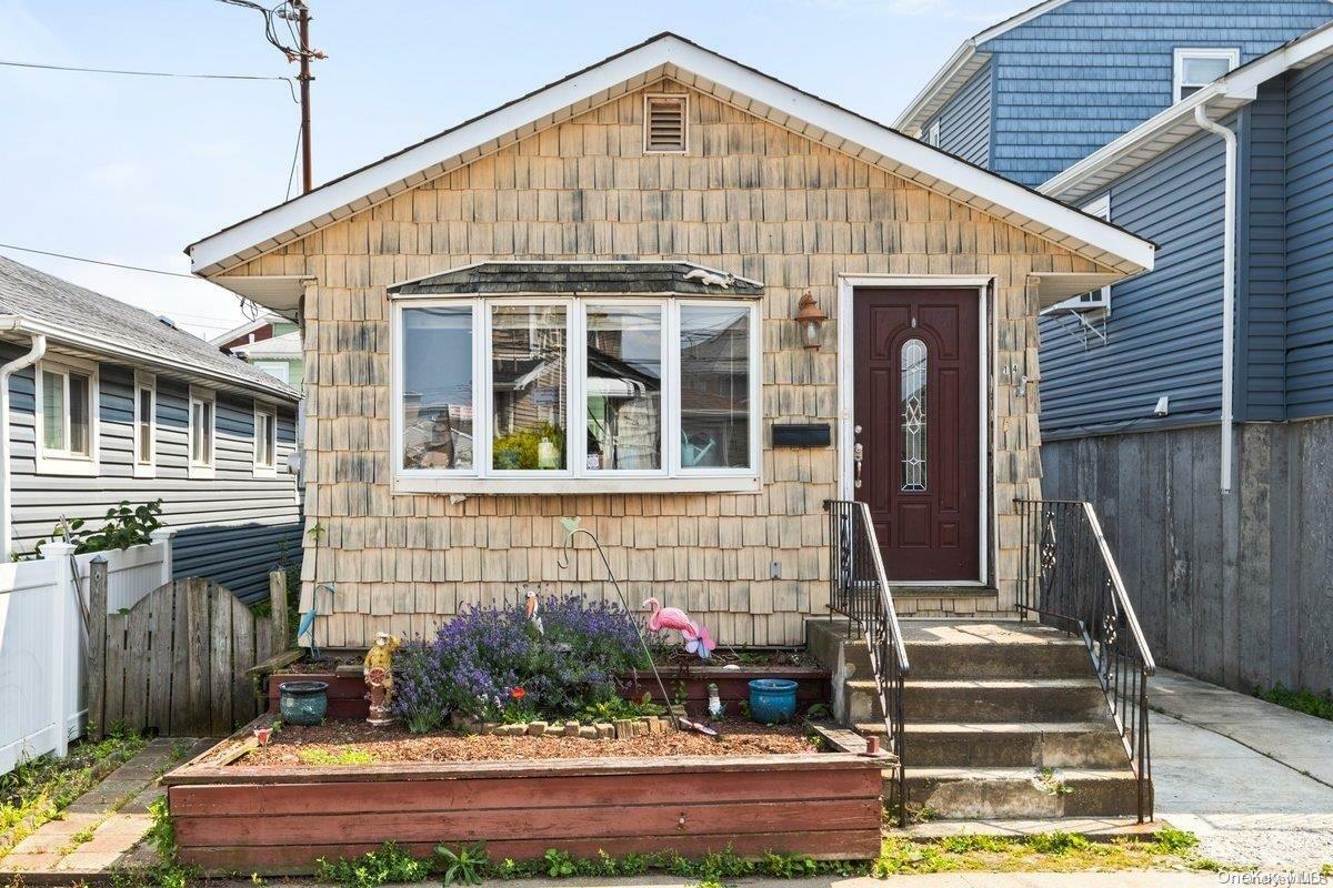 Property Photo:  14 E 7th Road  NY 11693 