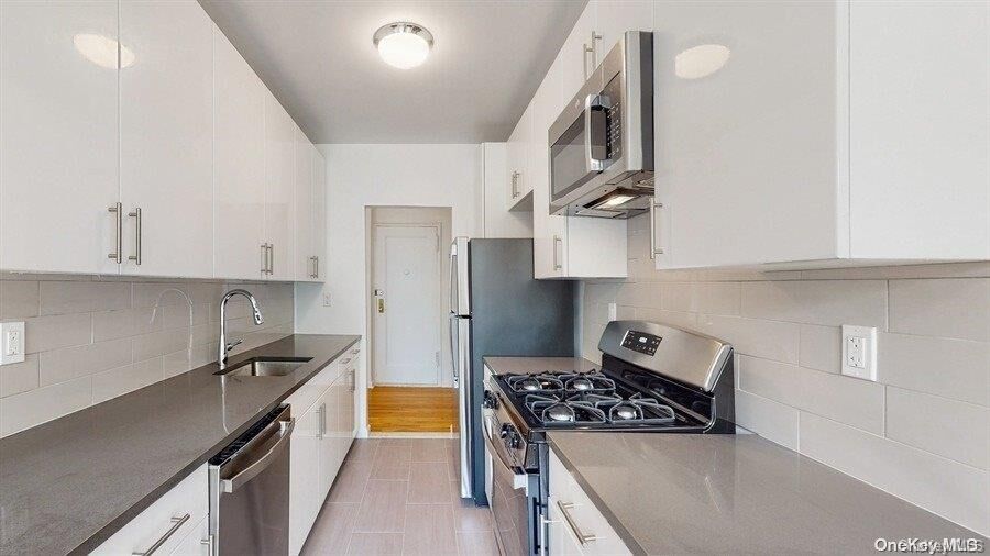 Property Photo: 162-41 Powells Cove Boulevard 4F NY 11357