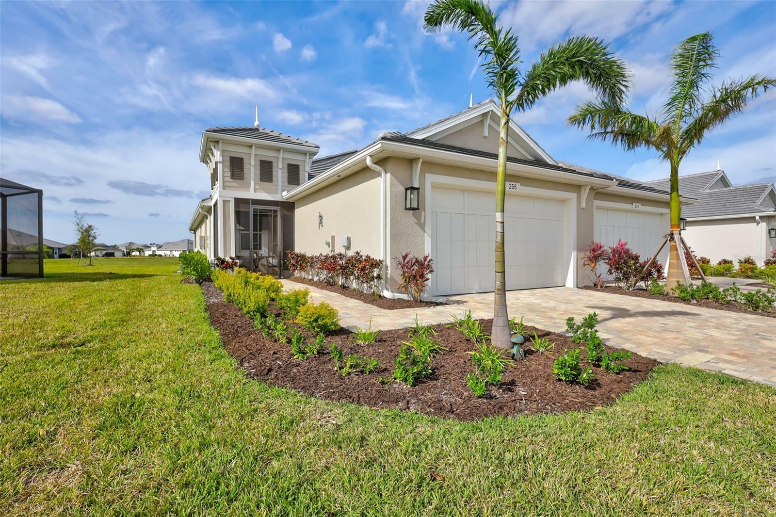 Property Photo:  255 Okeeffe Circle  FL 34212 