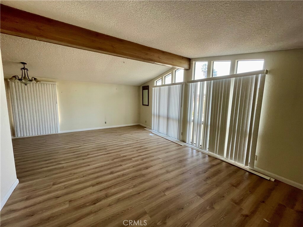 Property Photo:  1650 E Clark Avenue 284  CA 93455 