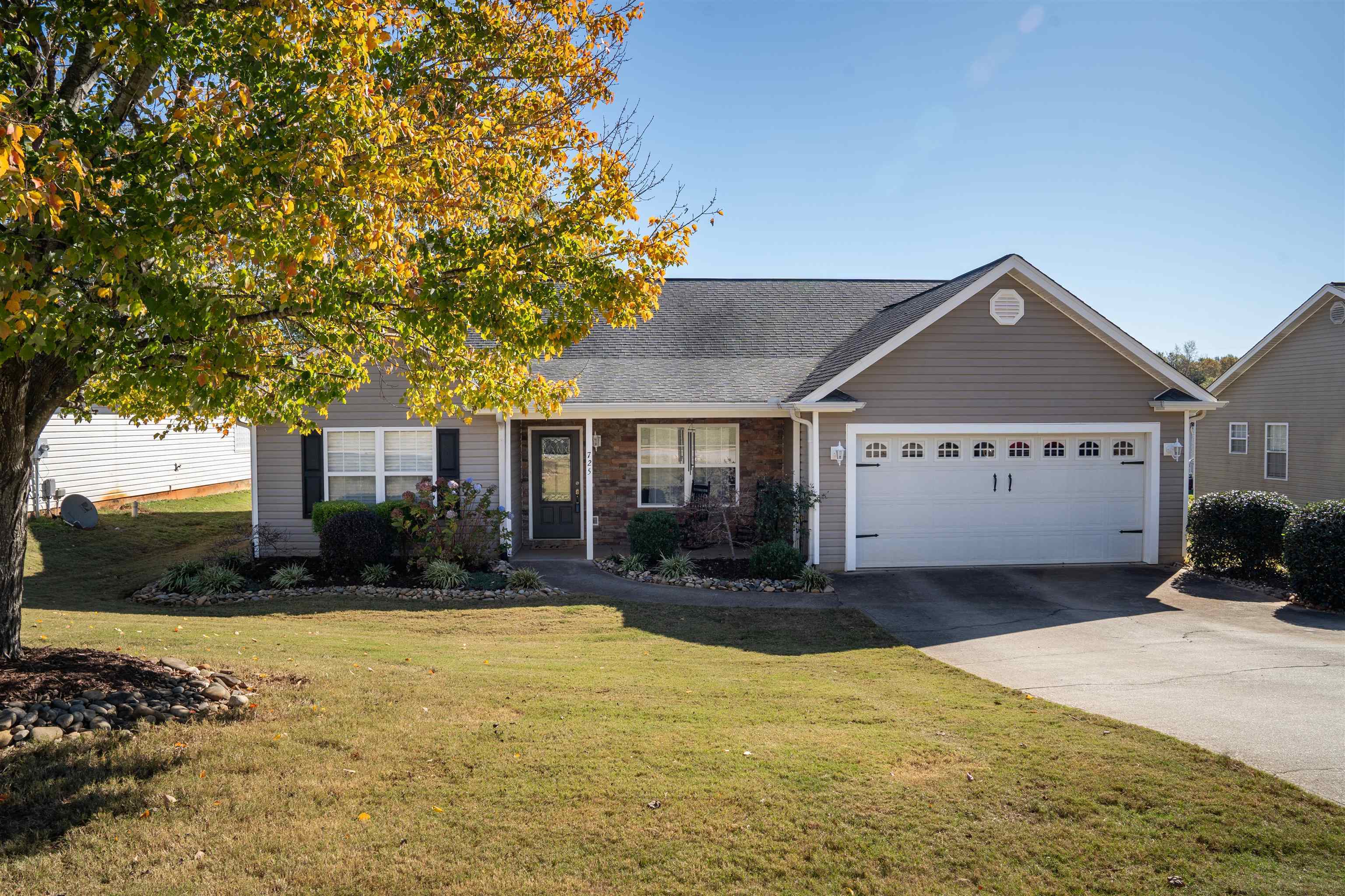 Property Photo:  725 Tinder Box Court  SC 29316 