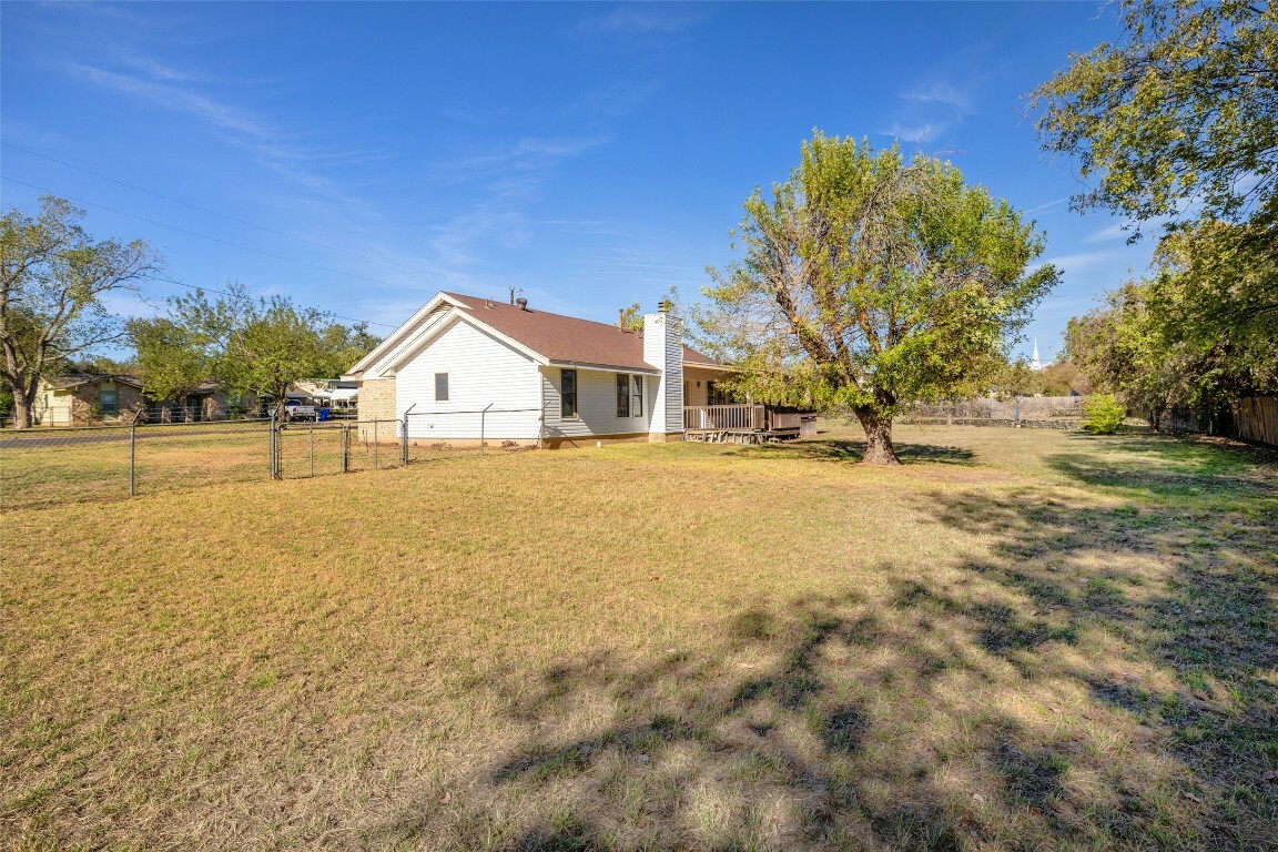 Property Photo:  1702 Juniper Trail  TX 78613 