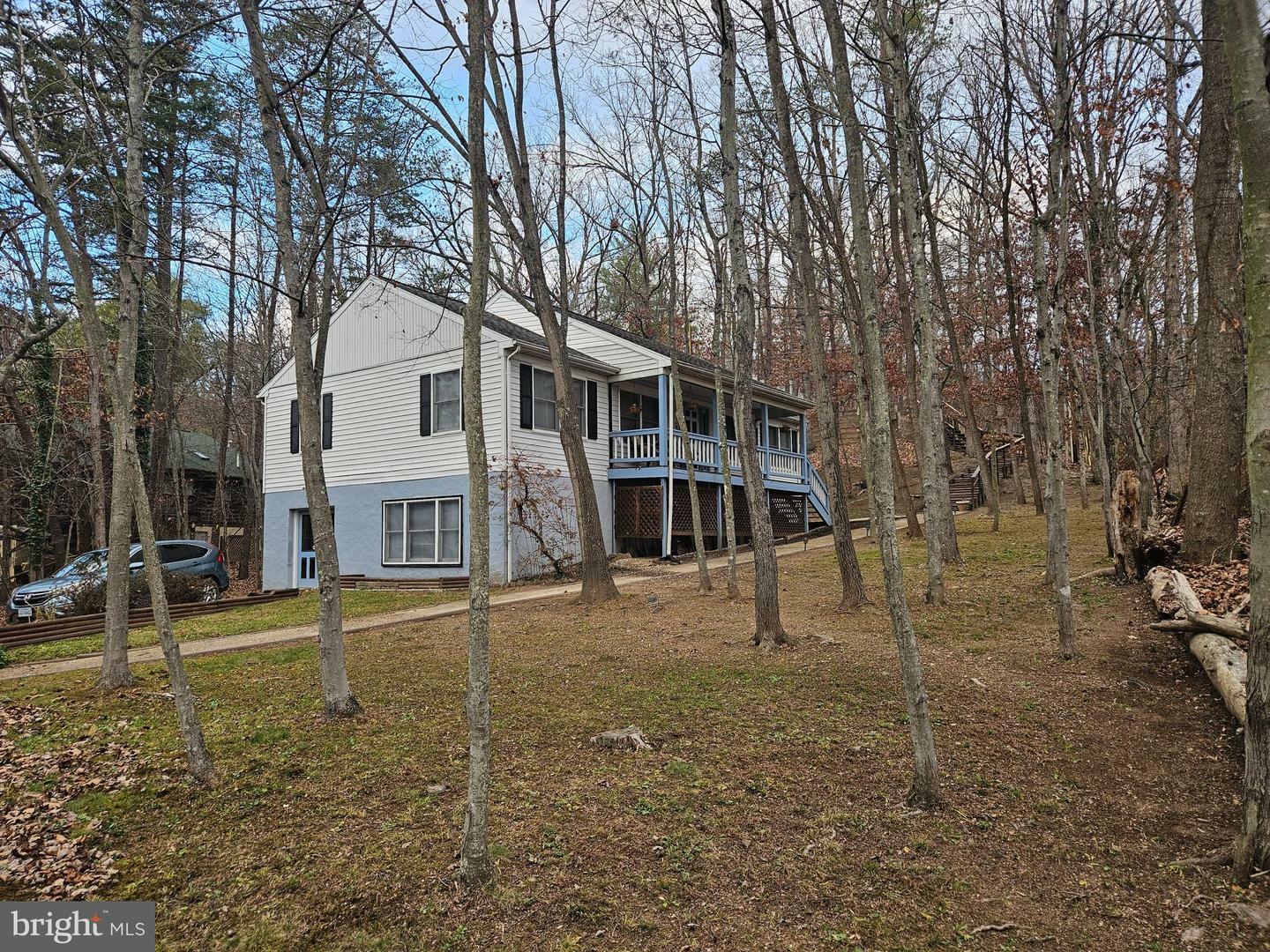 Property Photo:  1109 Lakeview Drive  VA 22625 