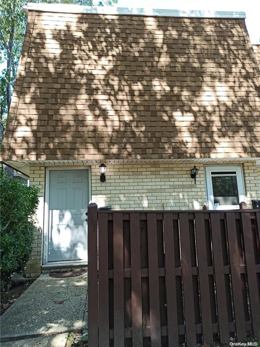 Property Photo: 69 Sagamore Hills Drive 69 NY 11776