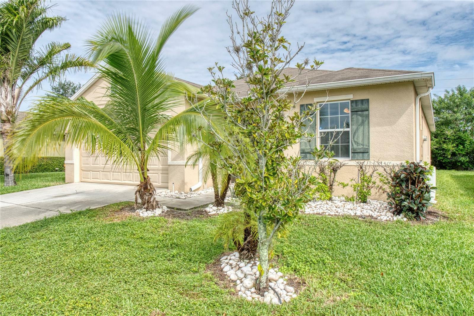 Property Photo:  3711 Julius Estates Boulevard  FL 33881 