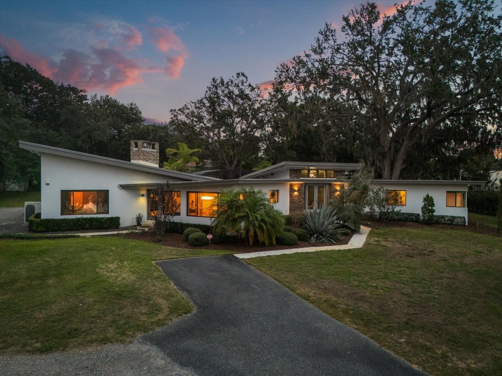 Property Photo:  12550 Lakeshore Drive  FL 34711 