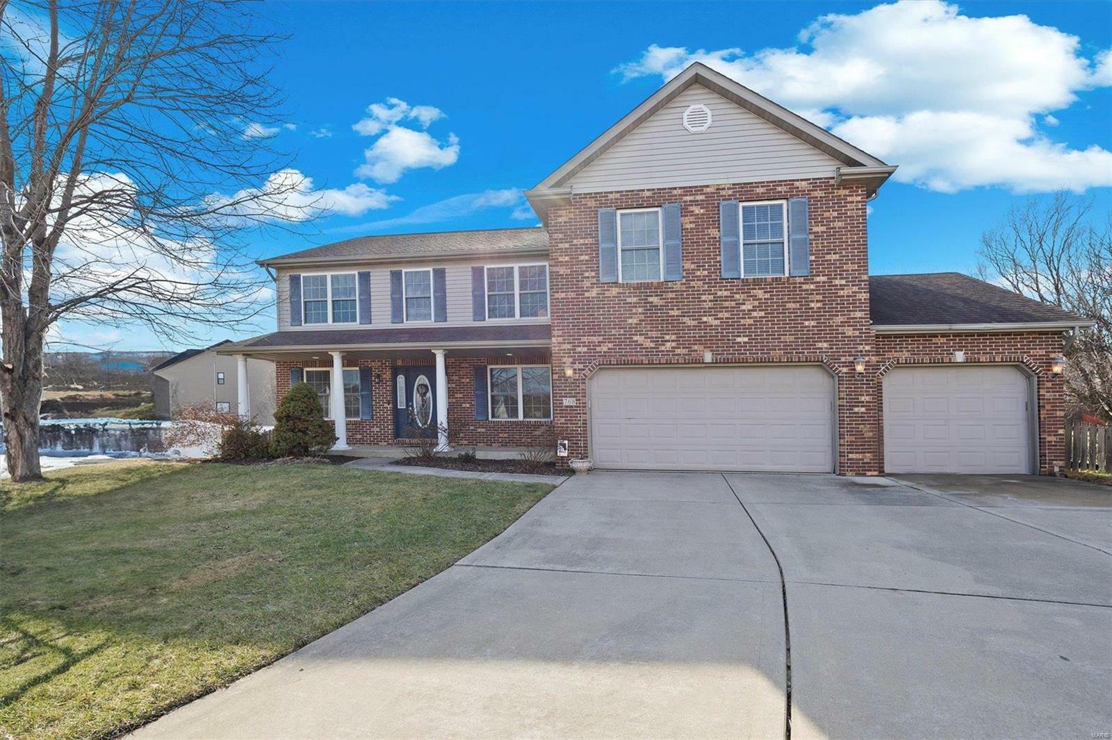 Property Photo:  768 Newport Lane  IL 62269 