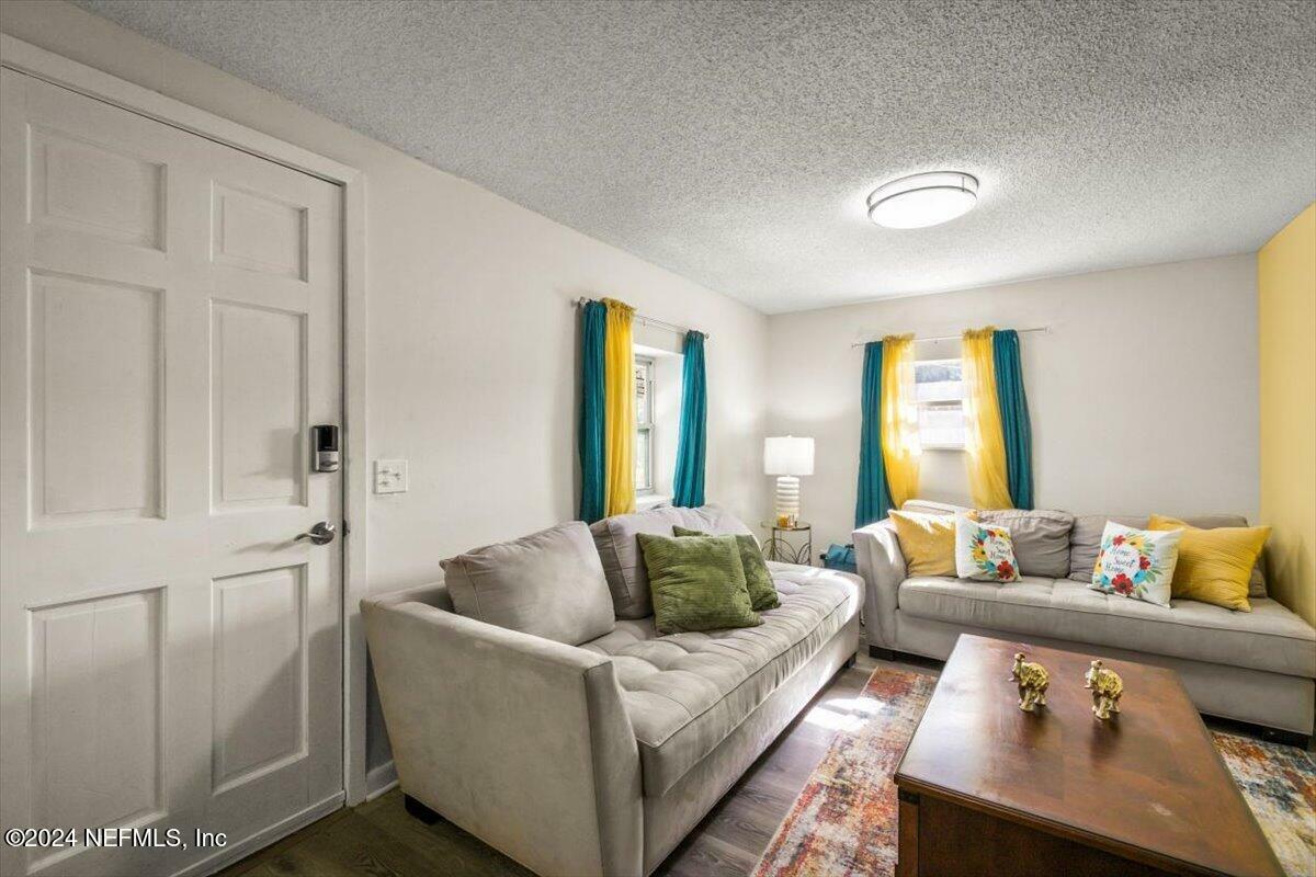Property Photo: 231 S Nassau Street FL 32084