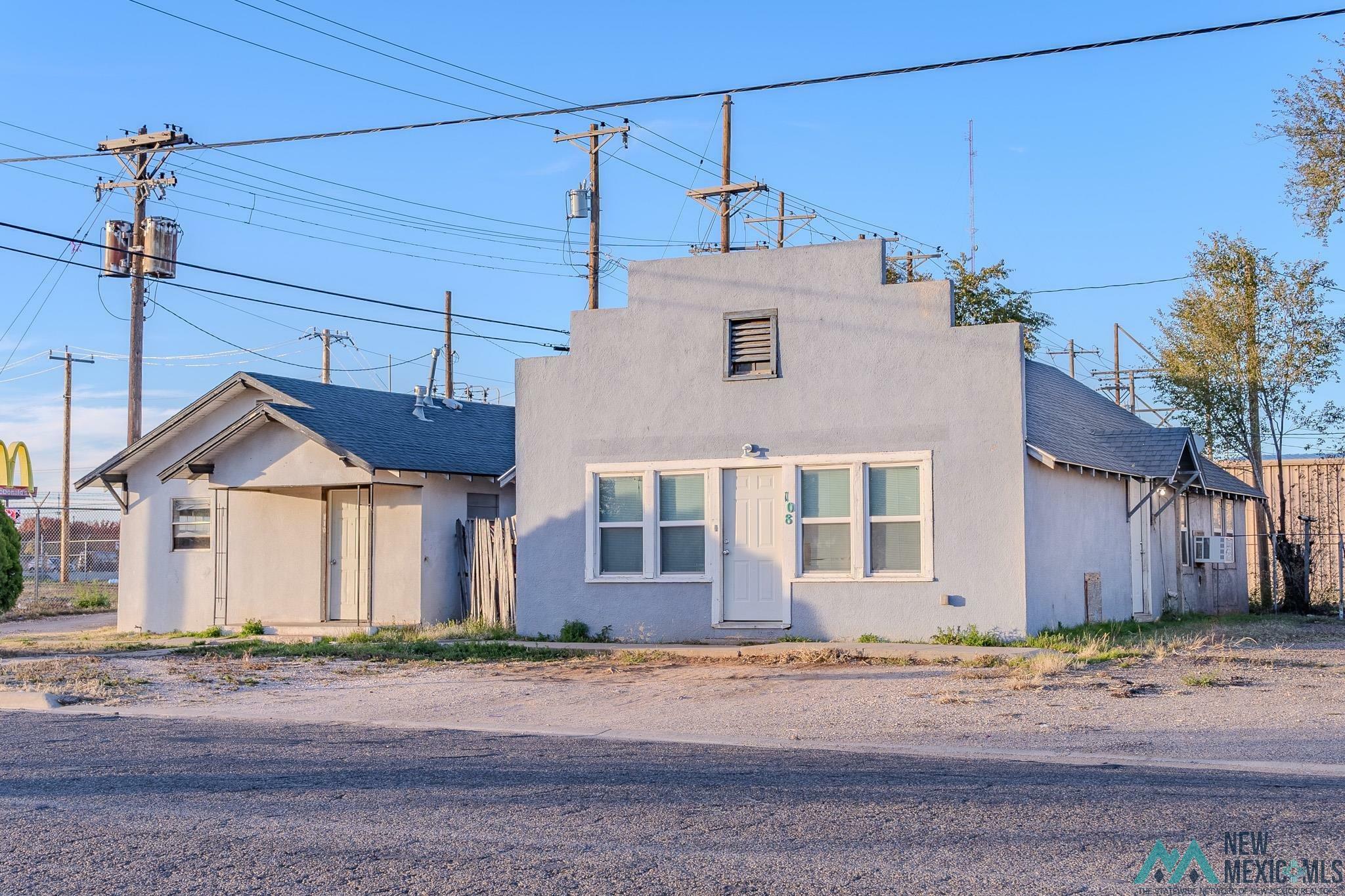 Property Photo:  108/110 W 13th St Street  NM 88101 