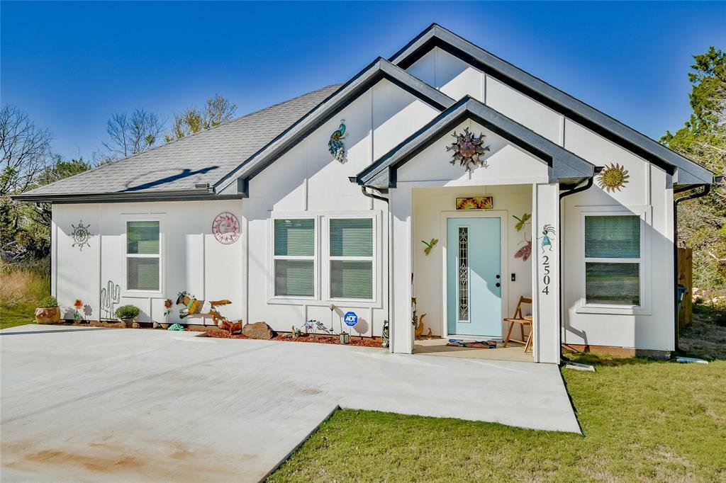 Property Photo:  2504 Deer Trail  TX 76048 