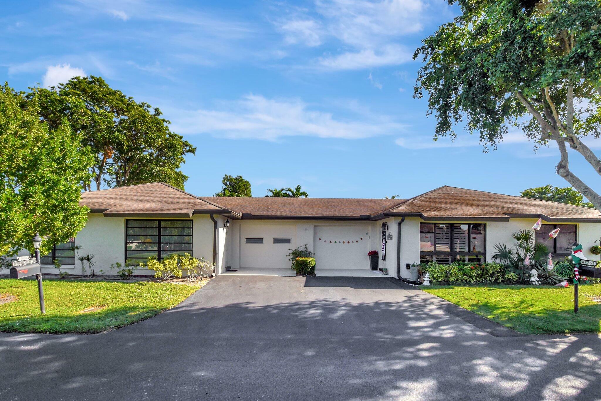 Property Photo:  4776 Greentree Drive A  FL 33436 