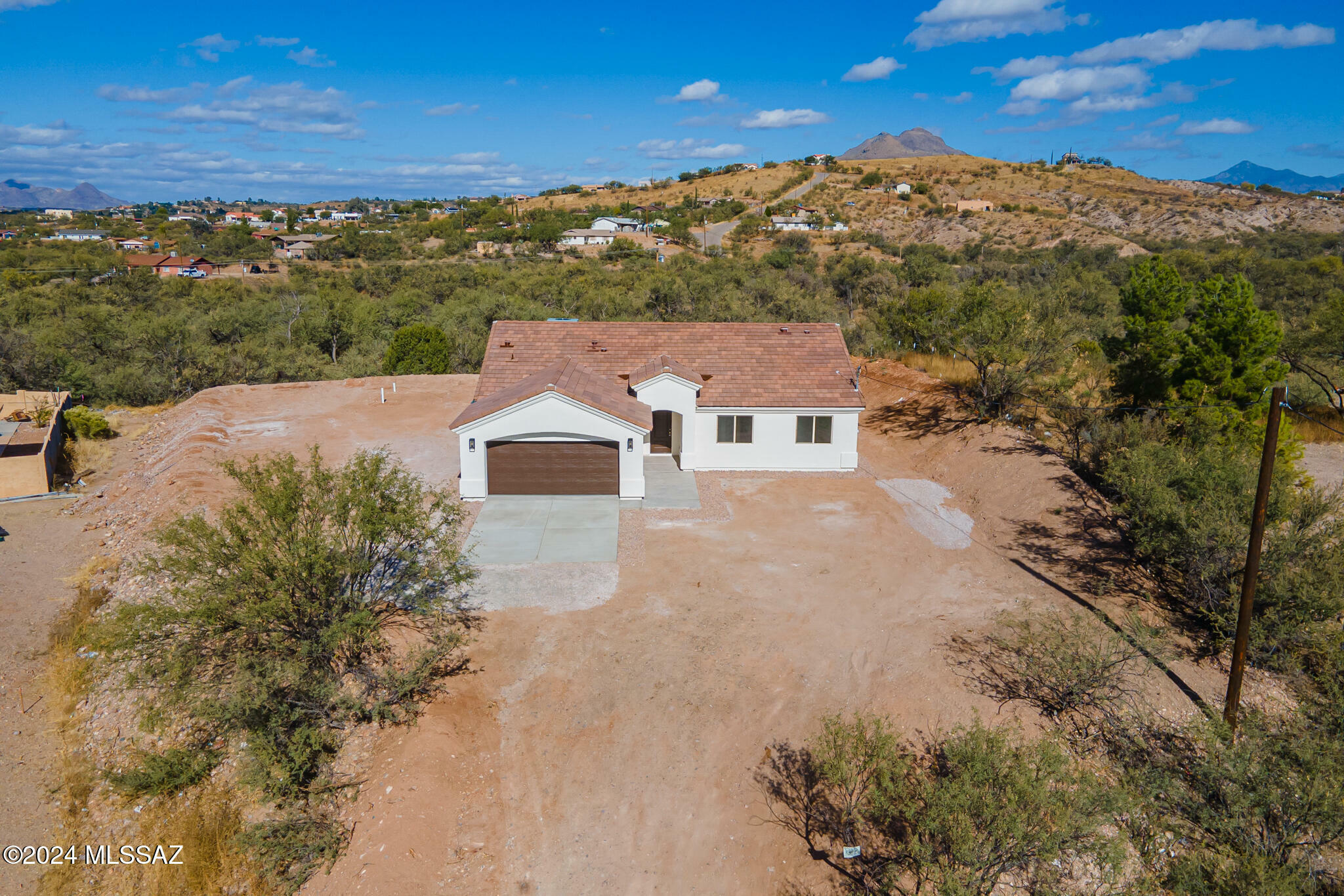 Property Photo:  64 Cabana Court  AZ 85648 