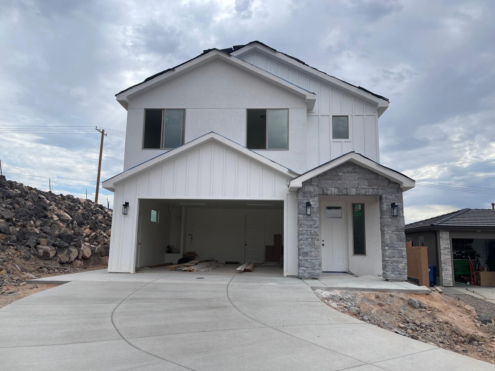 Property Photo: 486 N 1400 W UT 84737
