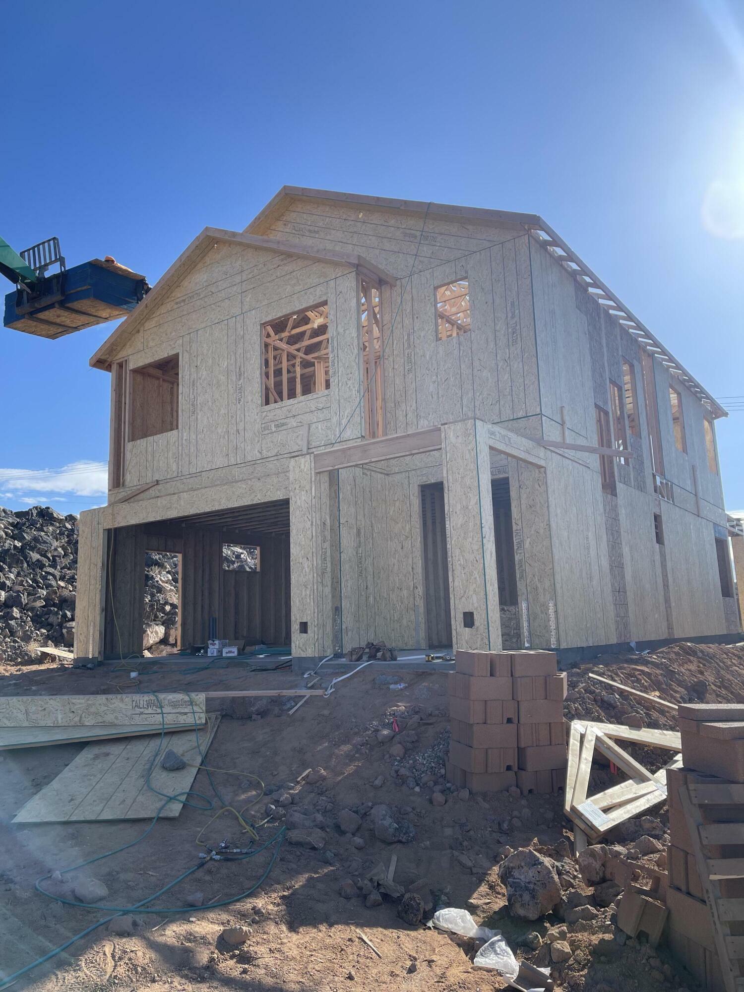 Property Photo: 486 N 1400 W UT 84737