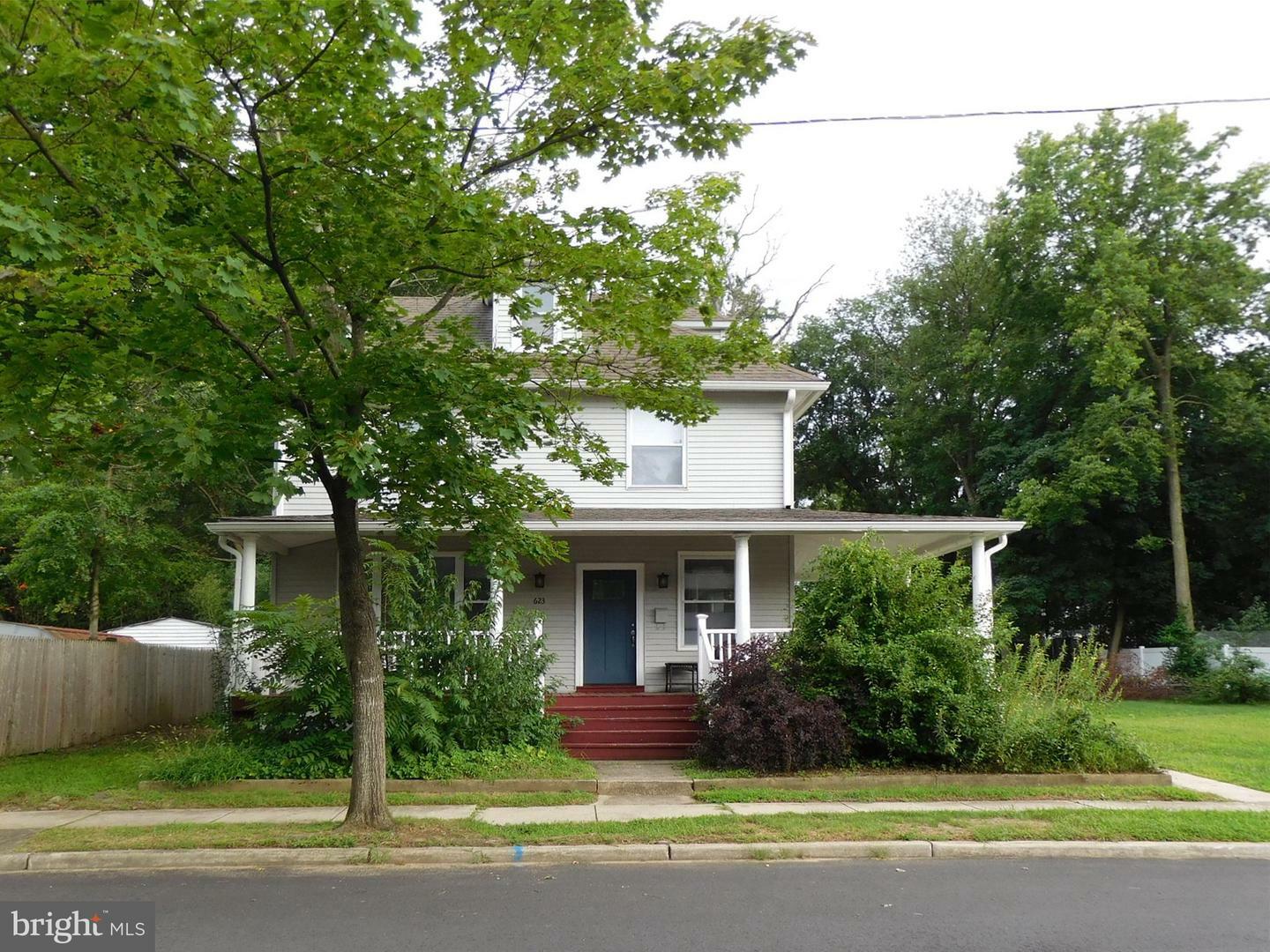 Property Photo:  623 Third St  NJ 08075 