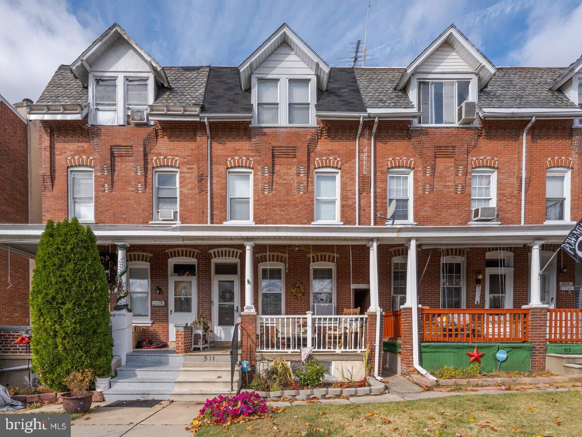 Property Photo: 511 Buttonwood Street PA 19401
