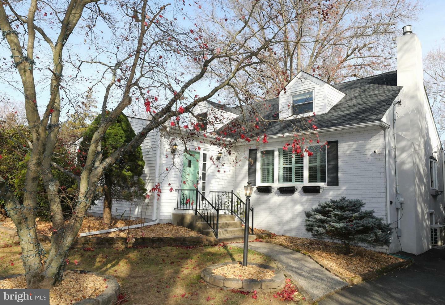 Property Photo:  121 Washington Road  NJ 08540 