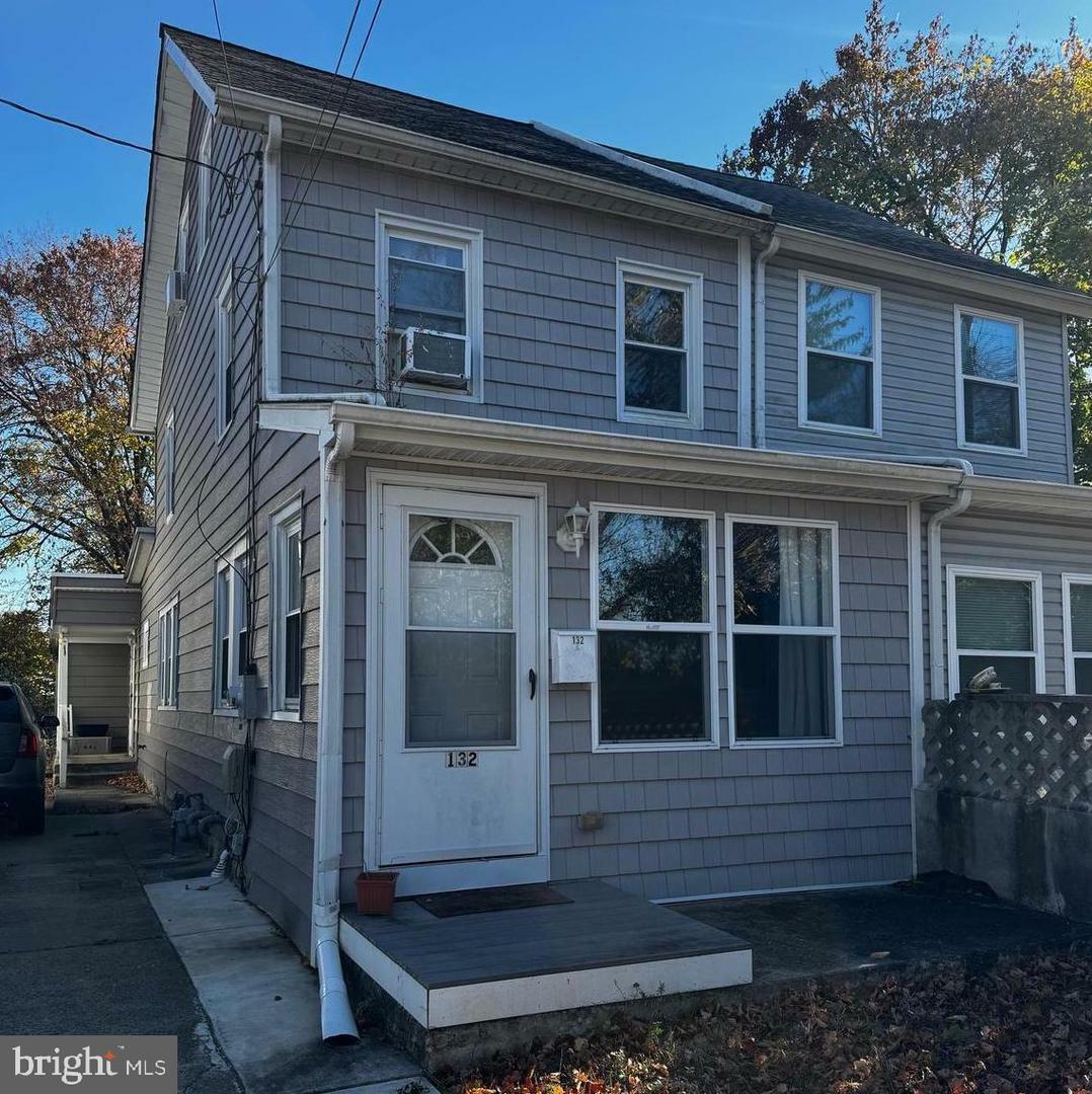 Property Photo:  132 Oak Street  NJ 08094 