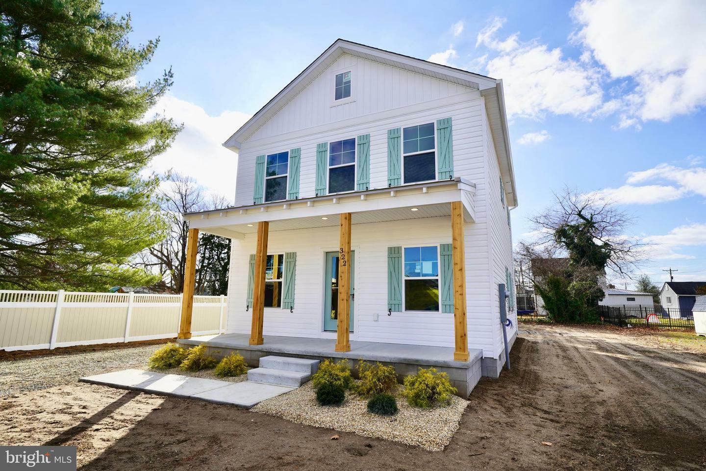 Property Photo: 322 Kent Place DE 19963