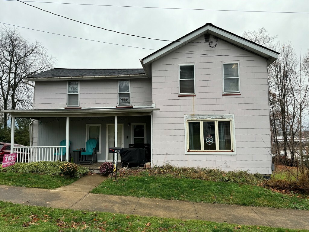 Property Photo:  517 W Pleasant Street  PA 16407 