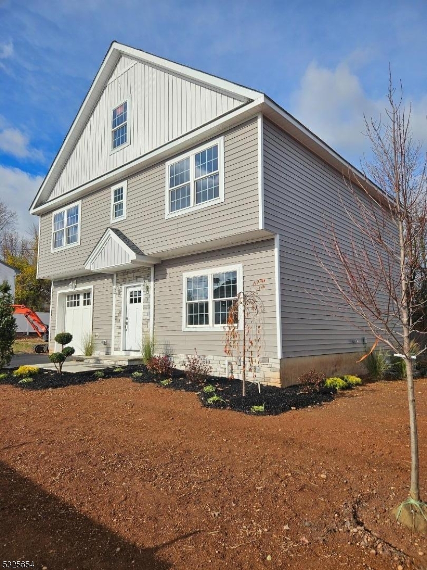 Property Photo:  355 Cobb Way  NJ 07001 