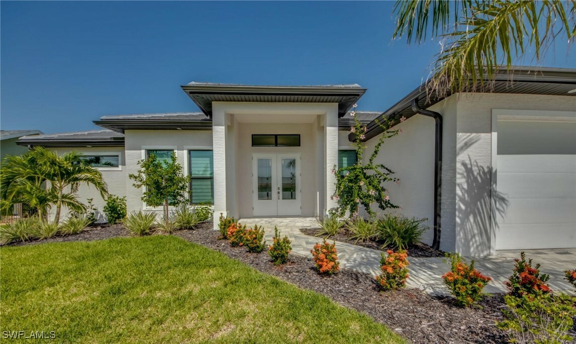 Property Photo:  5228 SW 18th Avenue  FL 33914 