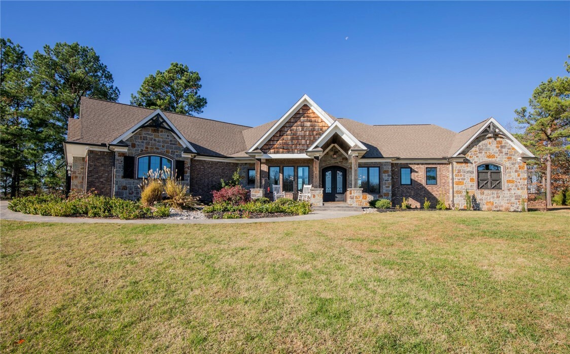 Property Photo:  196 Fox Run Drive  AR 72740 